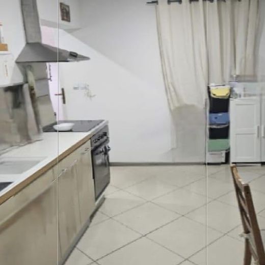 Areté real- Prenájom 3-izbového bytu s parkovacím miestom v obci Viničné - Photo 2