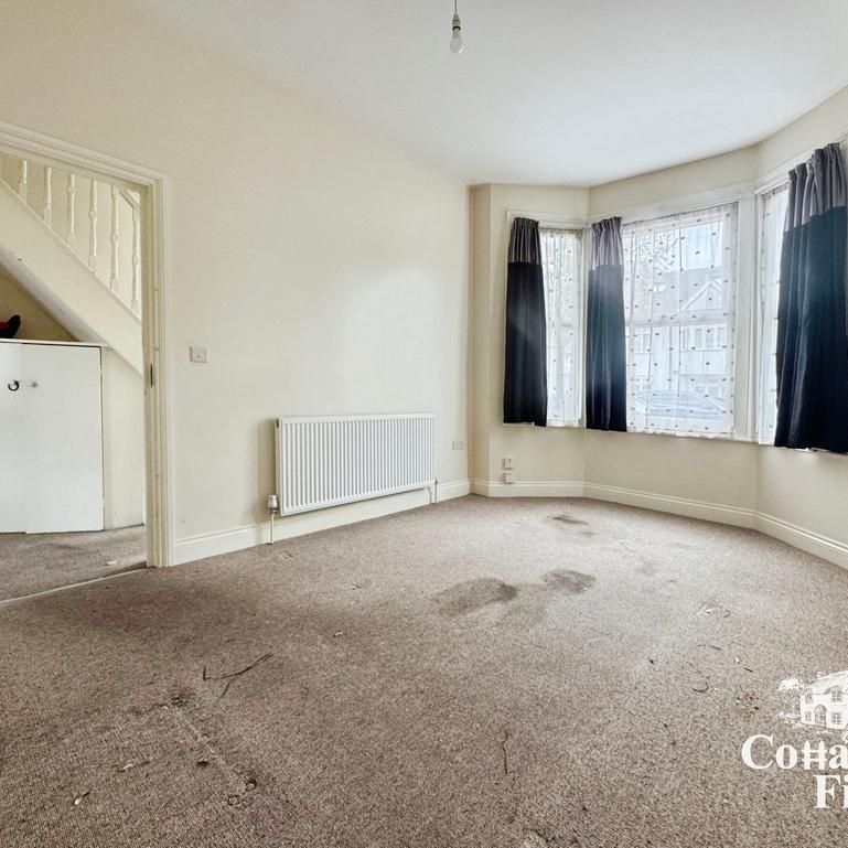 3 bedroom property to rent - Photo 1