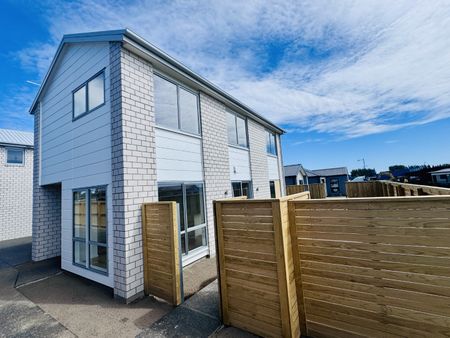 73 Chrysolite Place, Belfast - Photo 3