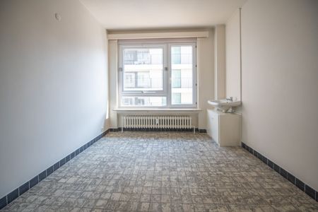 Ruim en lichtrijk appartement met 3 slaapkamers pal aan strand - Foto 5