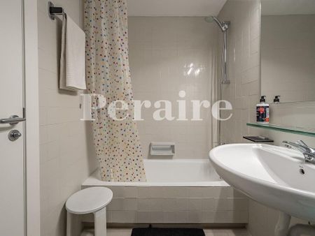 Barcelona, Catalonia 08022 - Photo 3