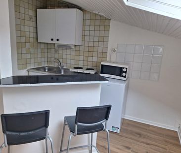 Location Appartement 3 pièces 81m² BORDEAUX 33000 - Photo 6