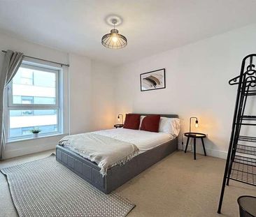 Skyline Plaza, Town Centre, RG21 - Photo 6