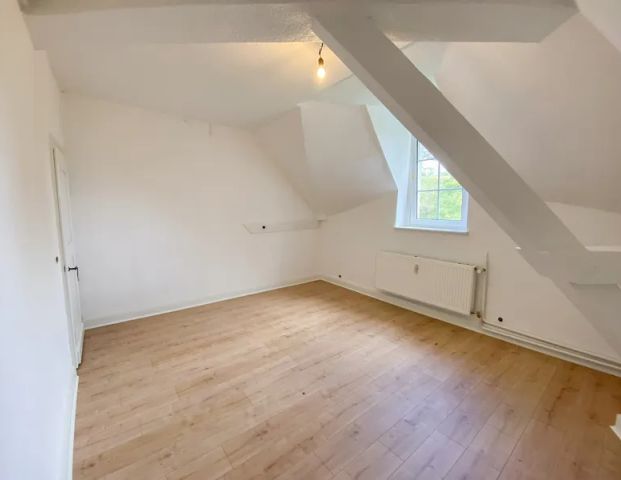 Wohnen zur Miete in einer Burg? 4-Zimmer Wohnung in der Burg Volperhausen! - Foto 1