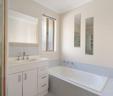 NEAT & TIDY 3x2 HOME - Photo 6