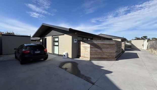 New and Modern - Photo 1