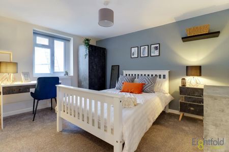 7 bedroom terraced house to rent - Photo 2