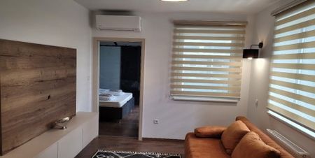 Szerenád utca, Walzer Residence - Fotó 3