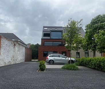 Duplex appartement met één slaapkamer, terras en carport. - Foto 2