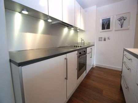 High Street, Slough, SL1 - Photo 3