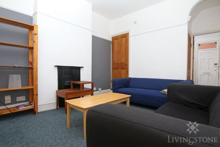 3 bedroom terraced house to rent - Photo 3