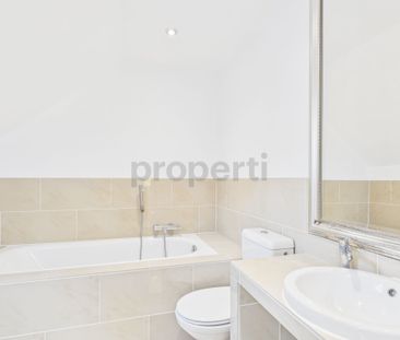 Maison jumelée rénovée de 5.5 pièces avec jardin, véranda et grand ... - Photo 5