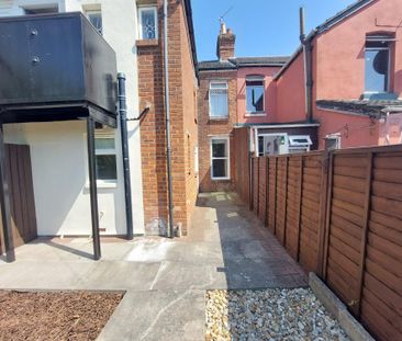 Testwood Road, Southampton - Photo 4