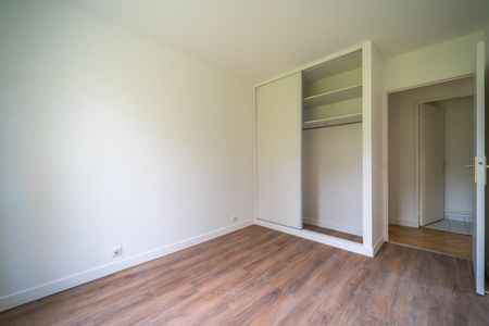 location Appartement T4 DE 90.95m² À VERSAILLES - Photo 2