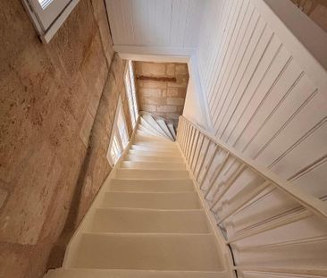 Location Appartement 3 pièces 109m² BORDEAUX 33000 - Photo 1