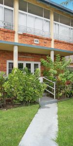 SHORT TERM LEASE - Prime Location! - Photo 4