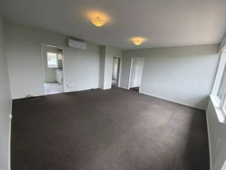 Mt Albert - Upstairs two bedroom Unit - Photo 2