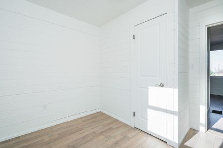 For Lease - 35 St. Clair Street, Collingwood, Ontario - Photo 3