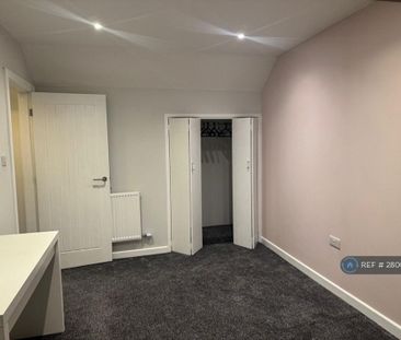 3 bedroom bungalow to rent - Photo 4