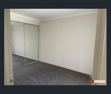Close to Everything - Photo 1