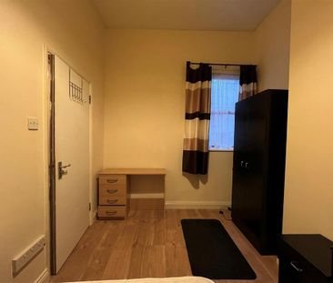 5 bedroom house share to rent - Photo 2