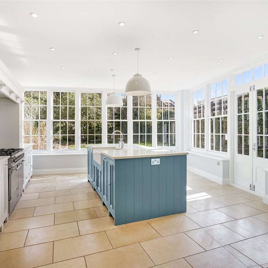 Old Town, Clapham, London, SW4 0JT - Photo 1