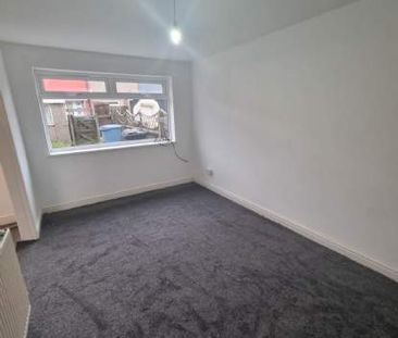 3 bedroom property to rent in Hull - Photo 1