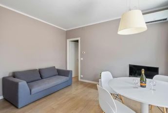 Via Monte Solarolo, Padova, Veneto 35141