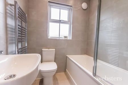 2 bedroom terraced house to rent - Photo 3