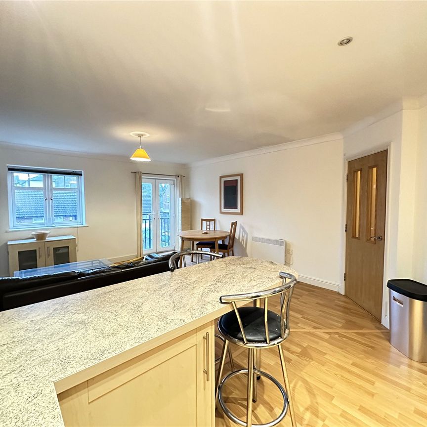 7, Brackenhurst Drive, Moortown, Leeds, LS17 6WE - Photo 1