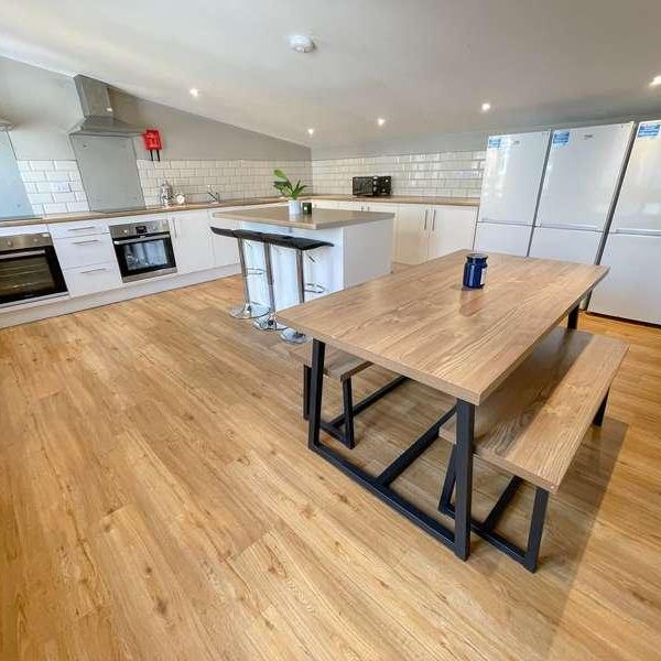 Hardman Street, L1 - Photo 1