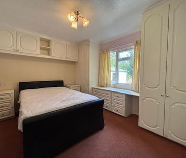 2 bedroom property to rent - Photo 4