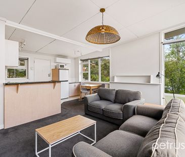 Low Maintenance Two Bedroom Unit - Photo 1