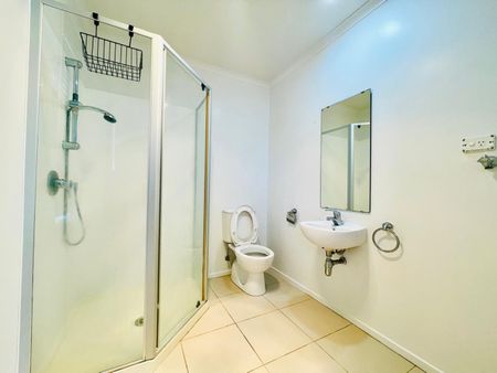 TAKANINI, 1 Bedroom - Photo 3