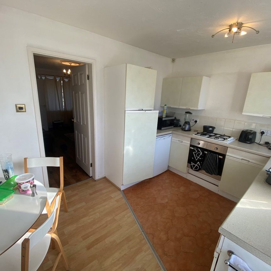 £144 pppw Peregrine Close, NG7 2DY, Nottingham - Photo 1