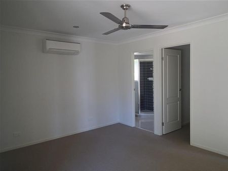 Family Home in Quiet Cul-De-Sac - Photo 4