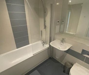 1 bedroom flat to rent - Photo 6