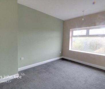 2 bedroom semi-detached house to rent - Photo 1