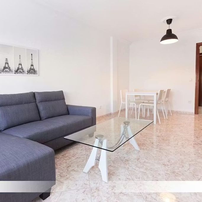 Calle Francisco Carrera Iglesias, Sevilla, Andalusia 41006 - Photo 1