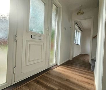 2 Bed Terraced House, Vanguard Road, SO18 - Photo 1