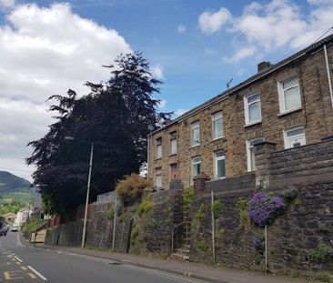 Oxford Street, Pontycymer, BRIDGEND - Photo 6
