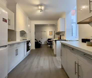 6 bedroom house to rent - Photo 1