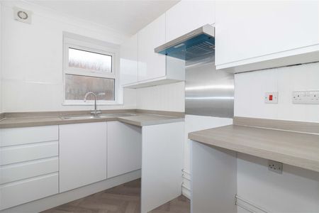 Broadwater Road, Worthing - Photo 2