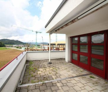 Attraktive Wohnung mit grosser Terrasse und neuer Küche - Photo 4