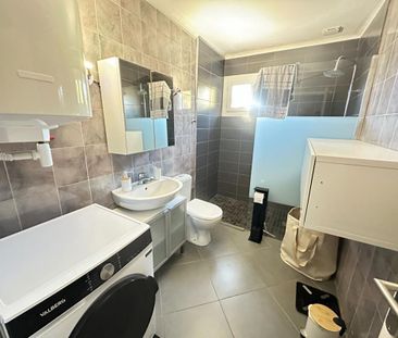 Location Appartement 3 pièces 75m² MARTIGUES 13500 - Photo 6