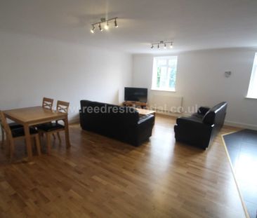 Exeter Road, Birmingham. First Floor four bedroom purpose built flat. - Photo 2