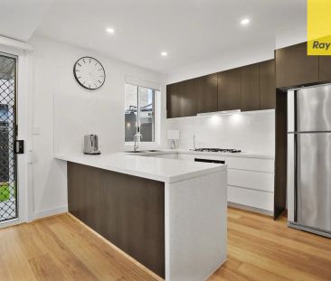 “Three Bedroom Lovely and Modern Home” - Photo 5