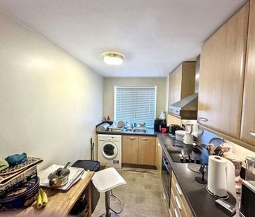 Knightsbridge Court, Gosforth, Newcastle upon Tyne, Tyne and Wear, ... - Photo 6