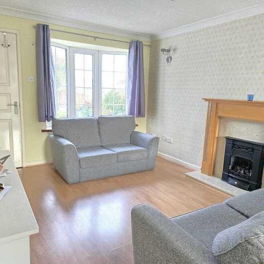 3 bedroom semi-detached house to rent - Photo 1