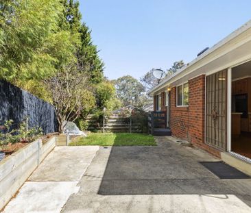 Light-Filled Unit with Double Garage & Private Courtyard - Photo 4